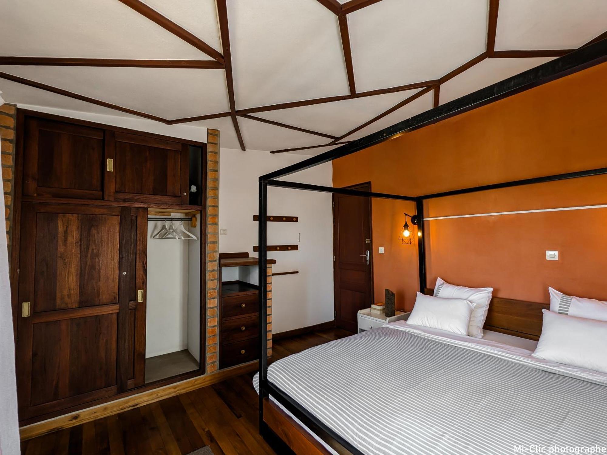 Manga Blue'S Guest House เฟียนารันท์โซ ภายนอก รูปภาพ